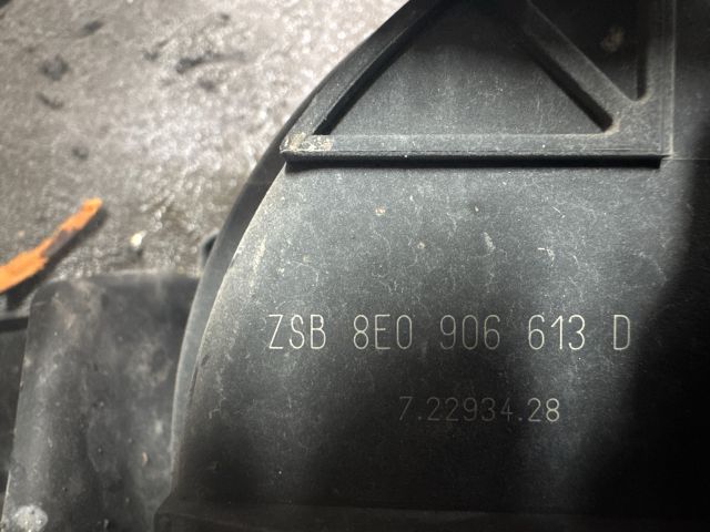 bontott AUDI A4 B6 Szekunder Levegő Szivattyú