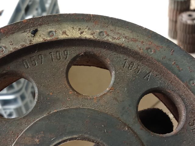 bontott AUDI A4 B6 Vezérműkerék