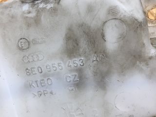 bontott AUDI A4 B6 Ablakmosó Tartály