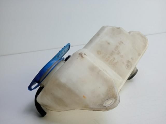 bontott AUDI A4 B6 Ablakmosó Tartály