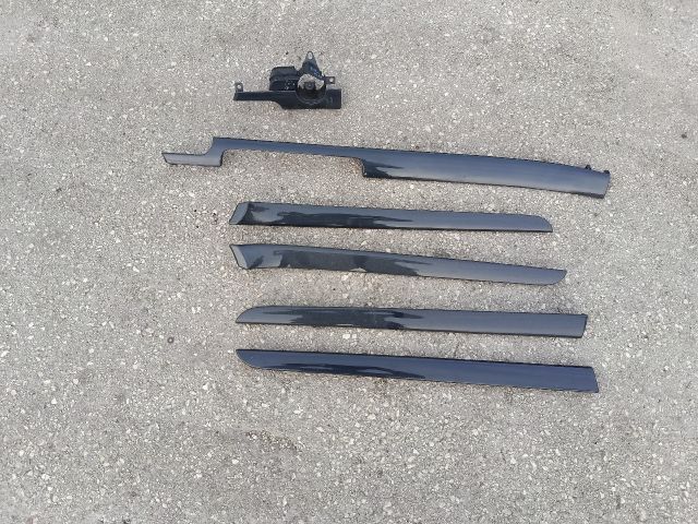 bontott AUDI A4 B6 Ajtó Díszléc Szett