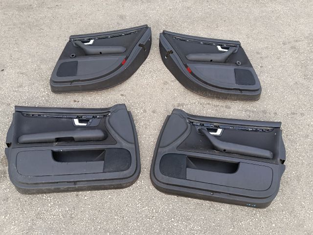 bontott AUDI A4 B6 Ajtó Kárpit Szett