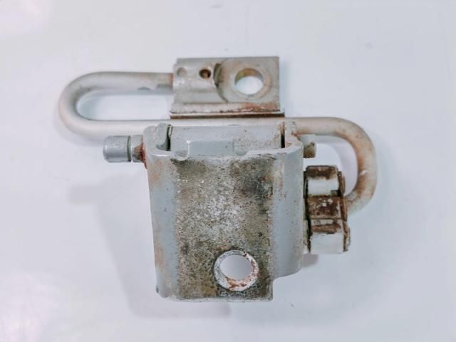 bontott AUDI A4 B6 Ajtó Zsanér (Pozíciófüggetlen)