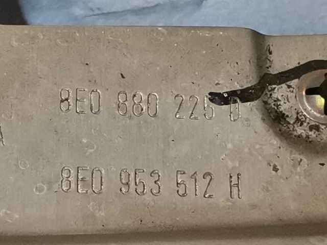 bontott AUDI A4 B6 Alsó Kormányoszlop Burkolat