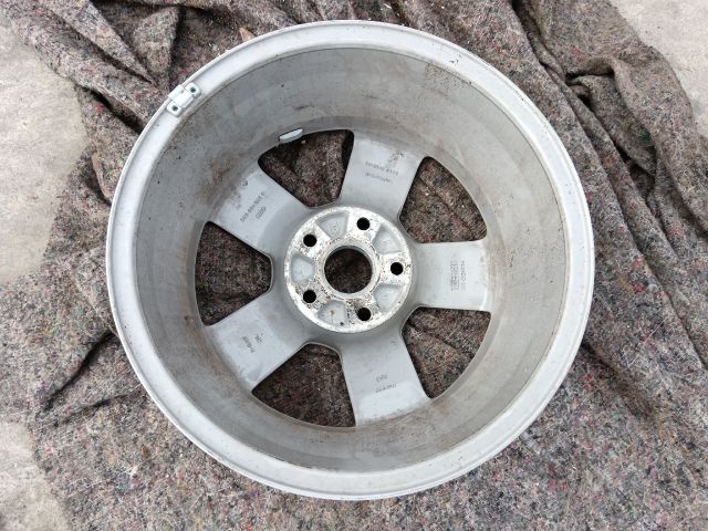 bontott AUDI A4 B6 Alufelni (1 db)