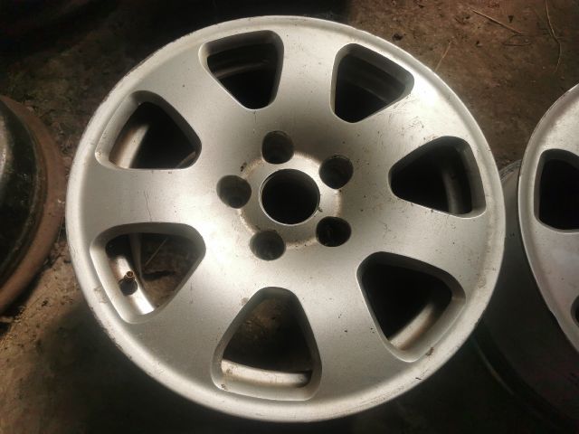 bontott AUDI A4 B6 Alufelni Szett