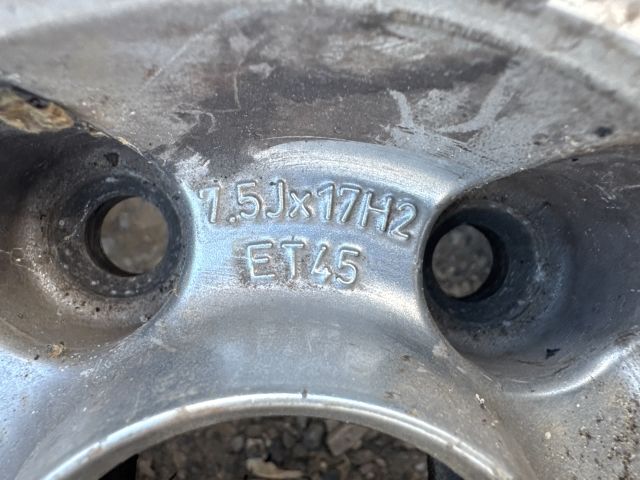 bontott AUDI A4 B6 Alufelni Szett