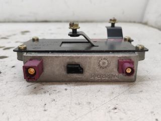 bontott AUDI A4 B6 Antenna Erősítő