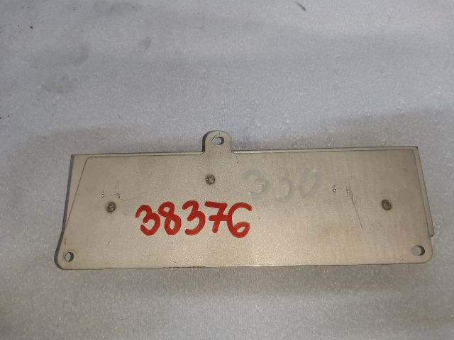 bontott AUDI A4 B6 Antenna Erősítő