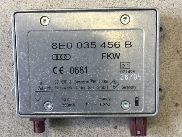 bontott AUDI A4 B6 Antenna Erősítő