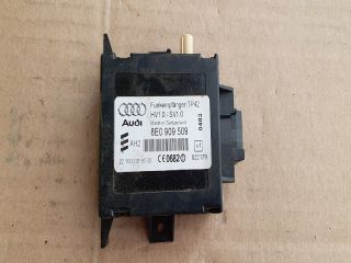 bontott AUDI A4 B6 Antenna Erősítő