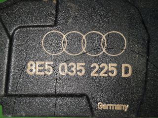 bontott AUDI A4 B6 Antenna Erősítő