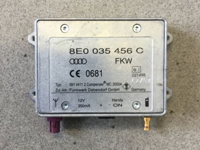 bontott AUDI A4 B6 Antenna Erősítő