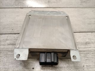 bontott AUDI A4 B6 Antenna Erősítő