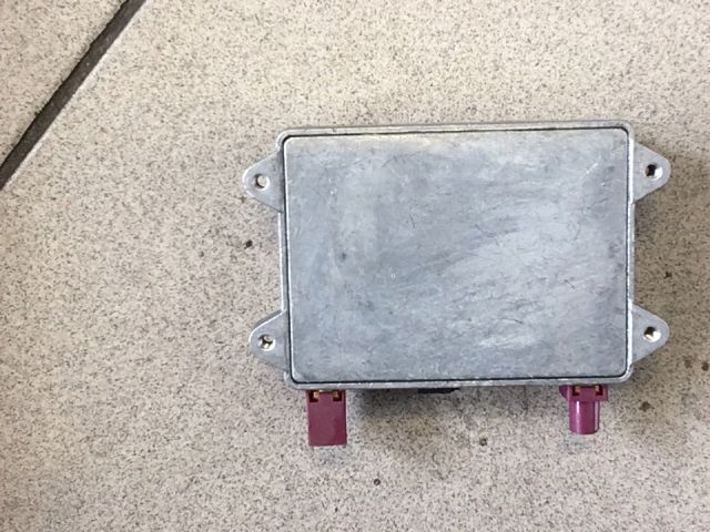 bontott AUDI A4 B6 Antenna Erősítő