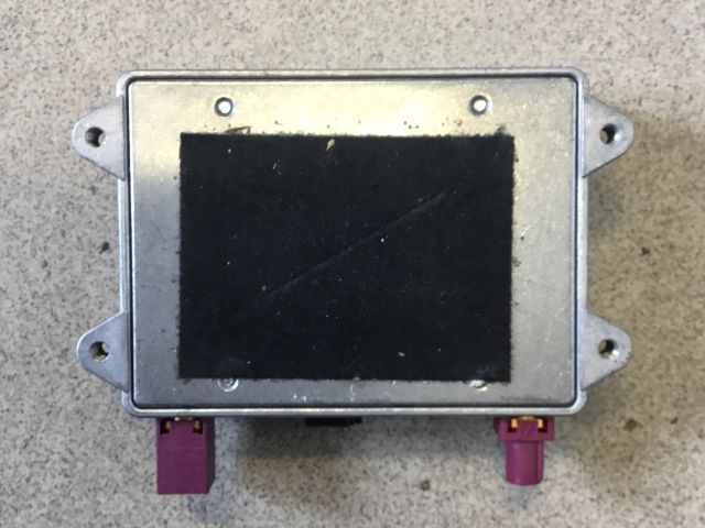 bontott AUDI A4 B6 Antenna Erősítő