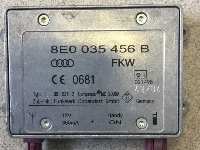 bontott AUDI A4 B6 Antenna Erősítő