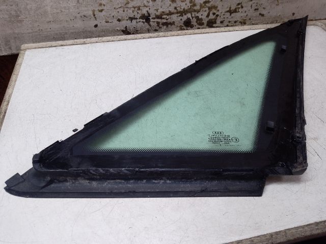 bontott AUDI A4 B6 Bal C Oszlop Oldalablak Üveg