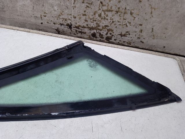 bontott AUDI A4 B6 Bal C Oszlop Oldalablak Üveg