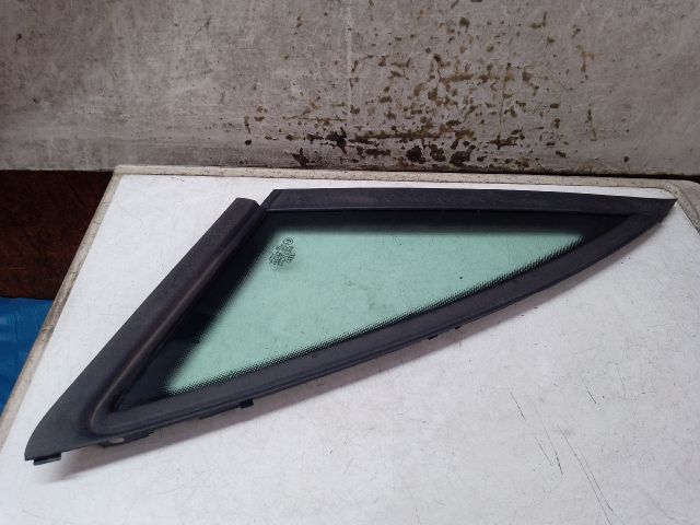 bontott AUDI A4 B6 Bal C Oszlop Oldalablak Üveg