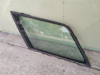 bontott AUDI A4 B6 Bal C Oszlop Oldalablak Üveg
