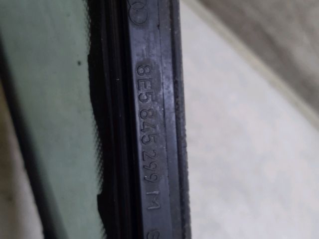 bontott AUDI A4 B6 Bal C Oszlop Oldalablak Üveg