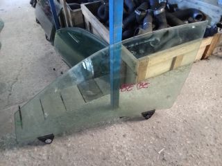 bontott AUDI A4 B6 Bal első Ablak