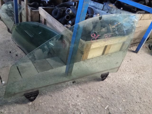 bontott AUDI A4 B6 Bal első Ablak