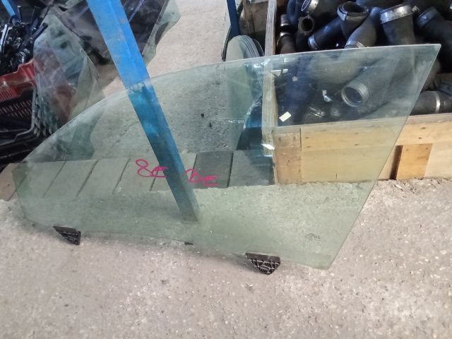 bontott AUDI A4 B6 Bal első Ablak