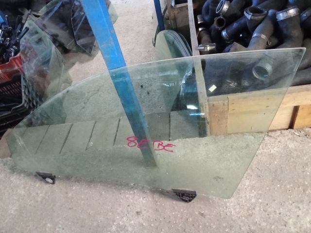 bontott AUDI A4 B6 Bal első Ablak