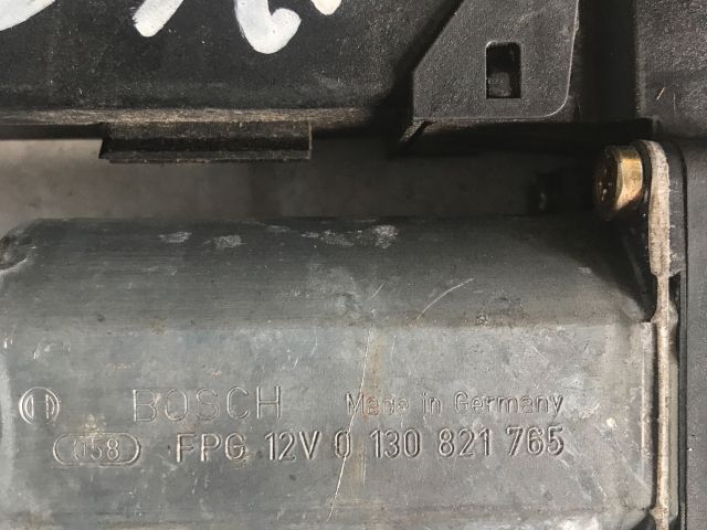 bontott AUDI A4 B6 Bal első Ablakemelő Motor