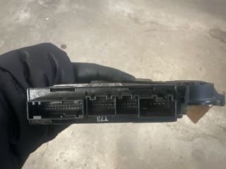 bontott AUDI A4 B6 Bal első Ablakemelő Motor