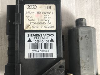 bontott AUDI A4 B6 Bal első Ablakemelő Motor