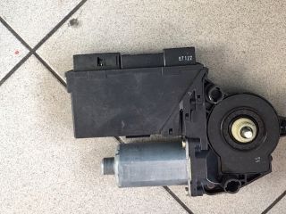 bontott AUDI A4 B6 Bal első Ablakemelő Motor