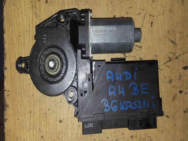 bontott AUDI A4 B6 Bal első Ablakemelő Motor