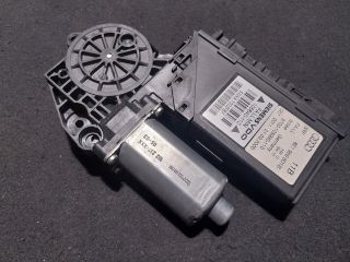 bontott AUDI A4 B6 Bal első Ablakemelő Motor