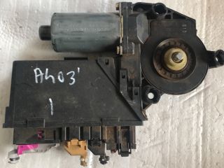 bontott AUDI A4 B6 Bal első Ablakemelő Motor