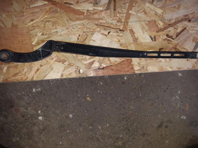 bontott AUDI A4 B6 Bal első Ablaktörlő Kar