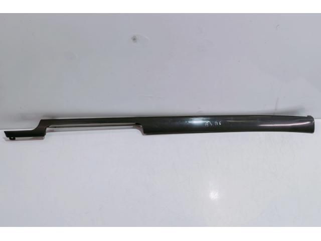 bontott AUDI A4 B6 Bal első Ajtó Díszléc