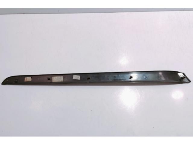 bontott AUDI A4 B6 Bal első Ajtó Díszléc