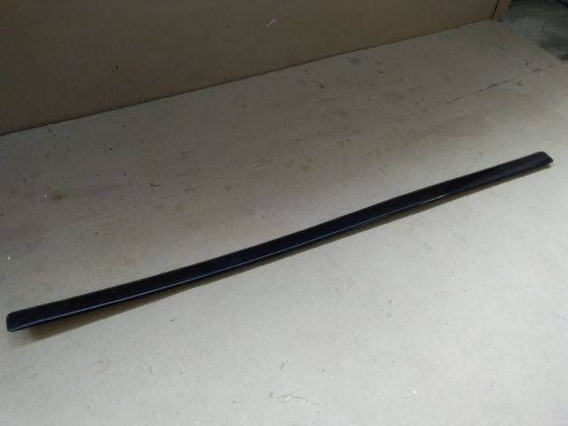 bontott AUDI A4 B6 Bal első Ajtó Díszléc