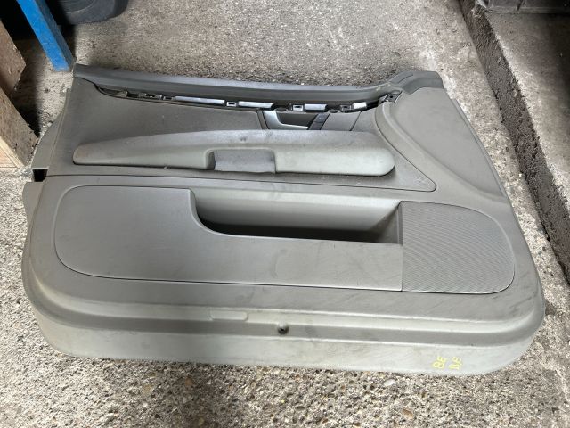 bontott AUDI A4 B6 Bal első Ajtó Kárpit