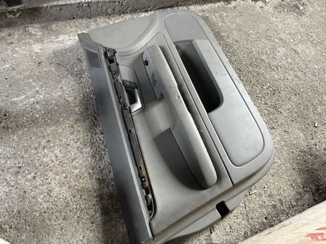 bontott AUDI A4 B6 Bal első Ajtó Kárpit