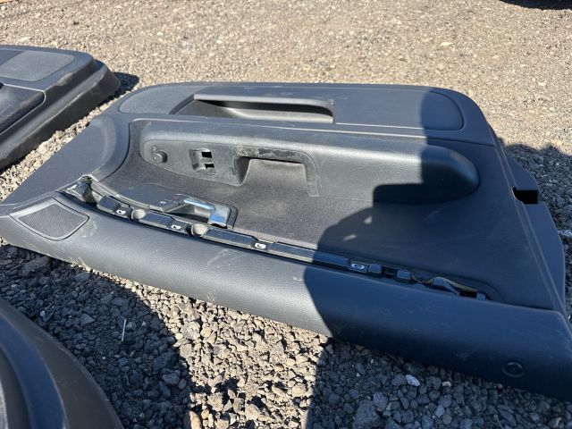 bontott AUDI A4 B6 Bal első Ajtó Kárpit