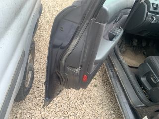 bontott AUDI A4 B6 Bal első Ajtó (Üres lemez)