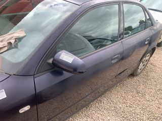 bontott AUDI A4 B6 Bal első Ajtó (Üres lemez)