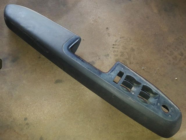 bontott AUDI A4 B6 Bal első Ajtóbehúzó