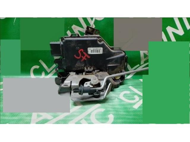 bontott AUDI A4 B6 Bal első Ajtózár