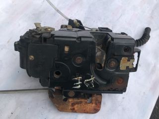 bontott AUDI A4 B6 Bal első Ajtózár