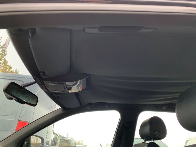 bontott AUDI A4 B6 Bal első Biztonsági Öv